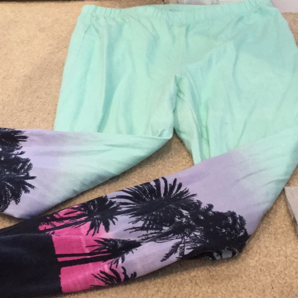 Blue purple pink tropical Hawaiian leggings